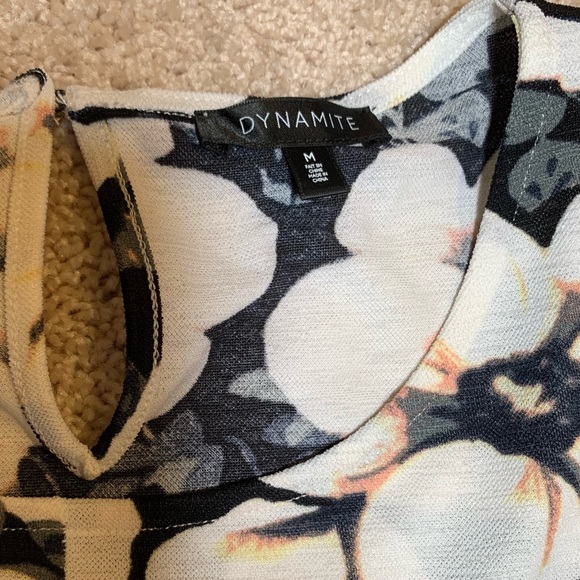 Dynamite Floral Peplum Top - Picture 4 of 4